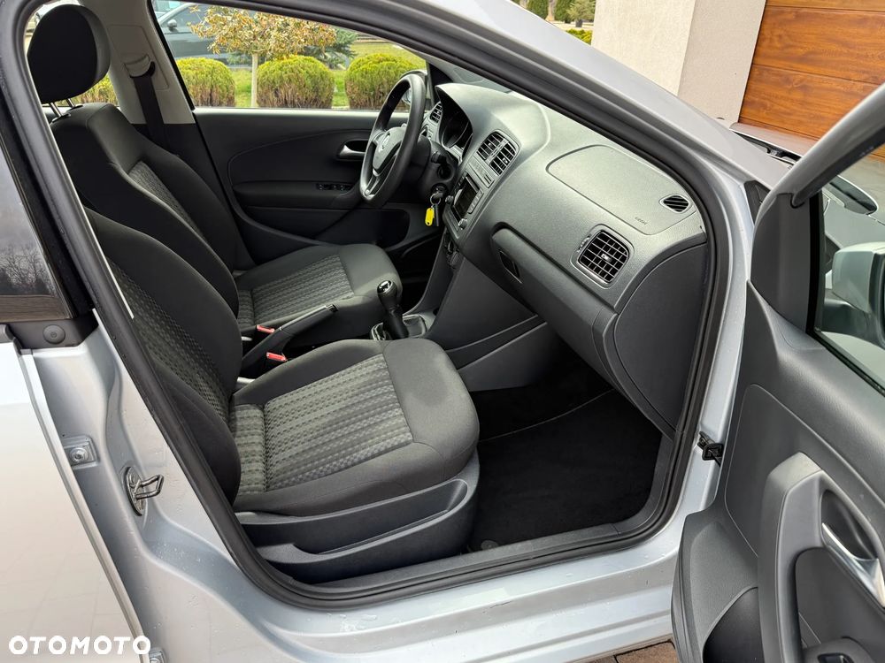 Volkswagen Polo - 22