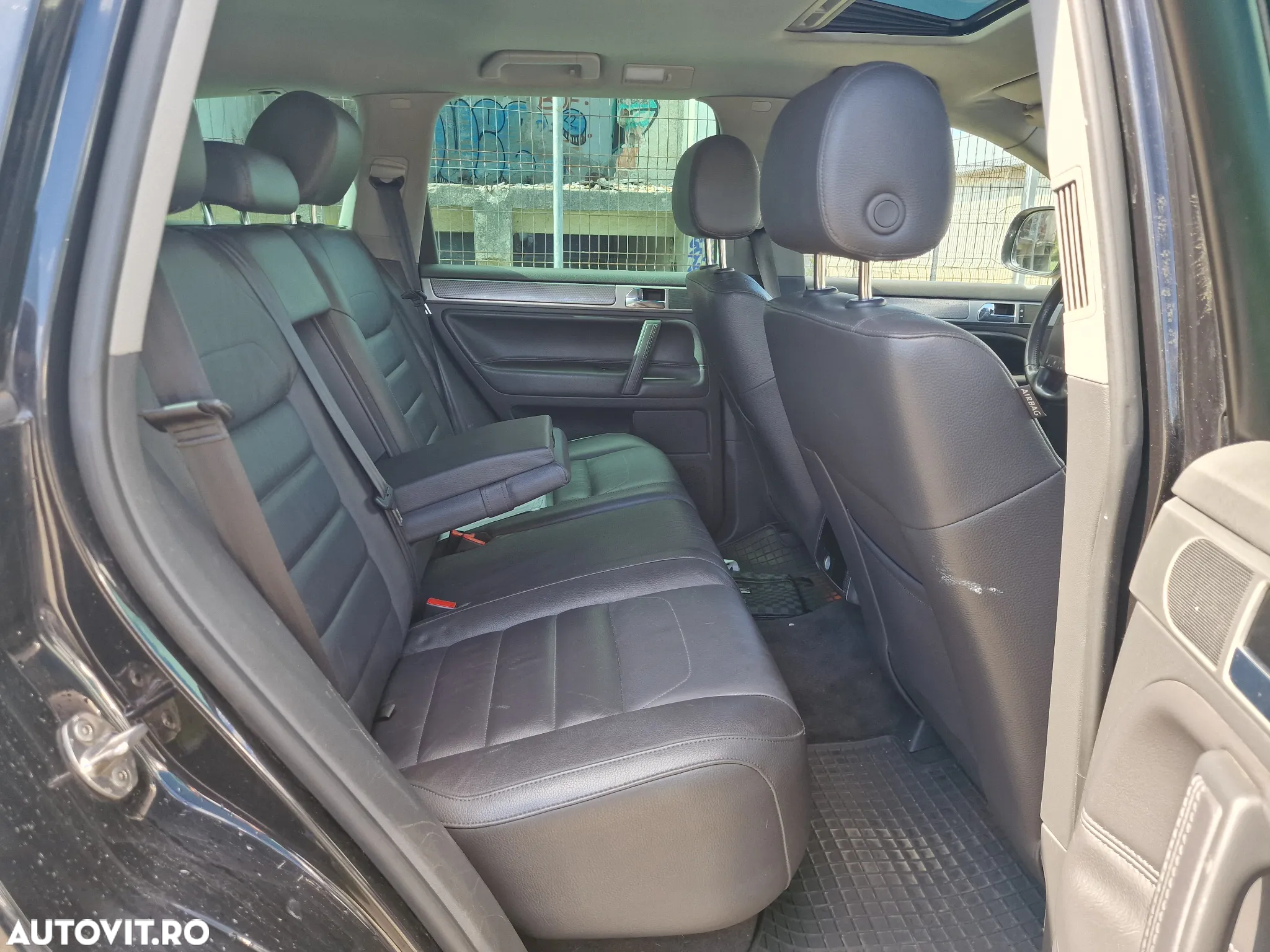 Volkswagen Touareg - 11