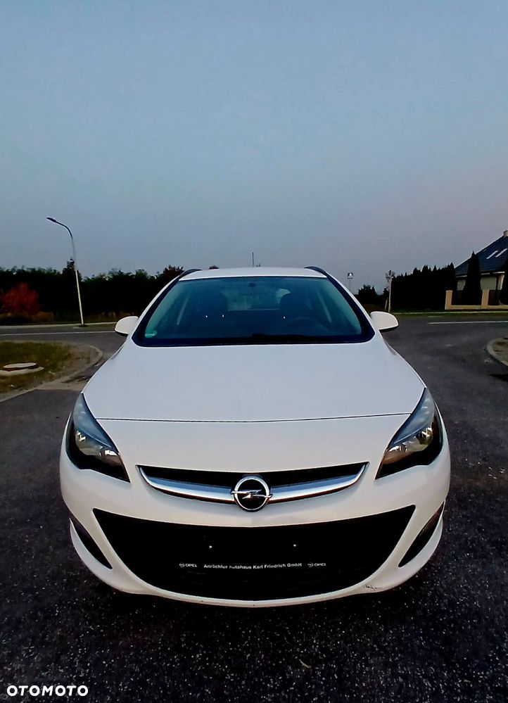 Opel Astra 2016 photo 2