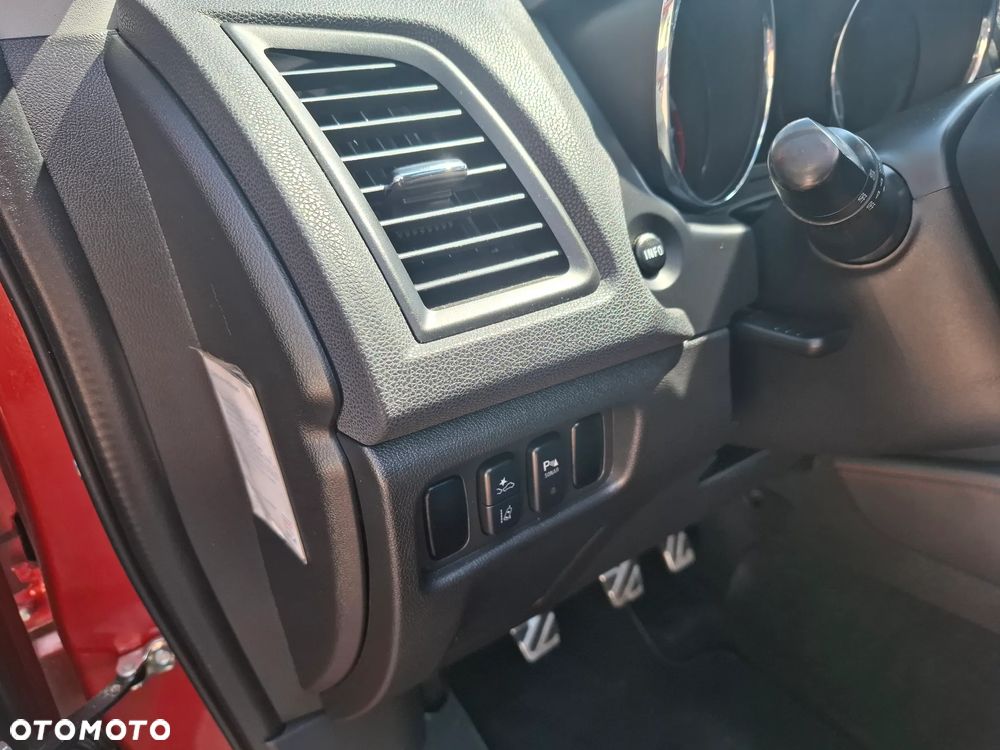 Mitsubishi ASX 1.6 Intense Plus Navi Blue Edition - 14