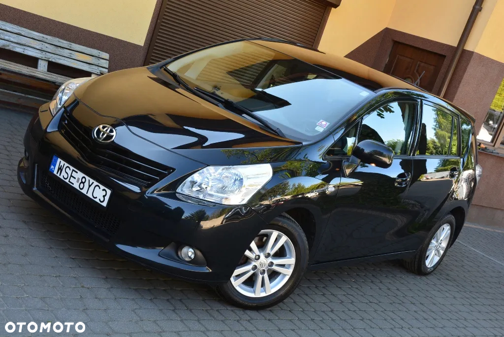 Toyota Verso 1.8 Sol plus NAVI 7os - 19