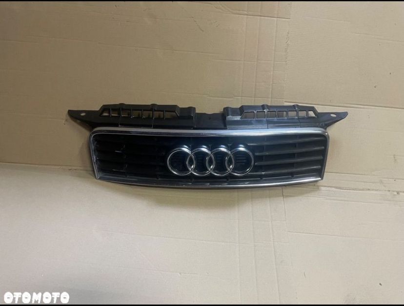8P3853651 Grill atrapa zderzaka Audi a3 8P - 1