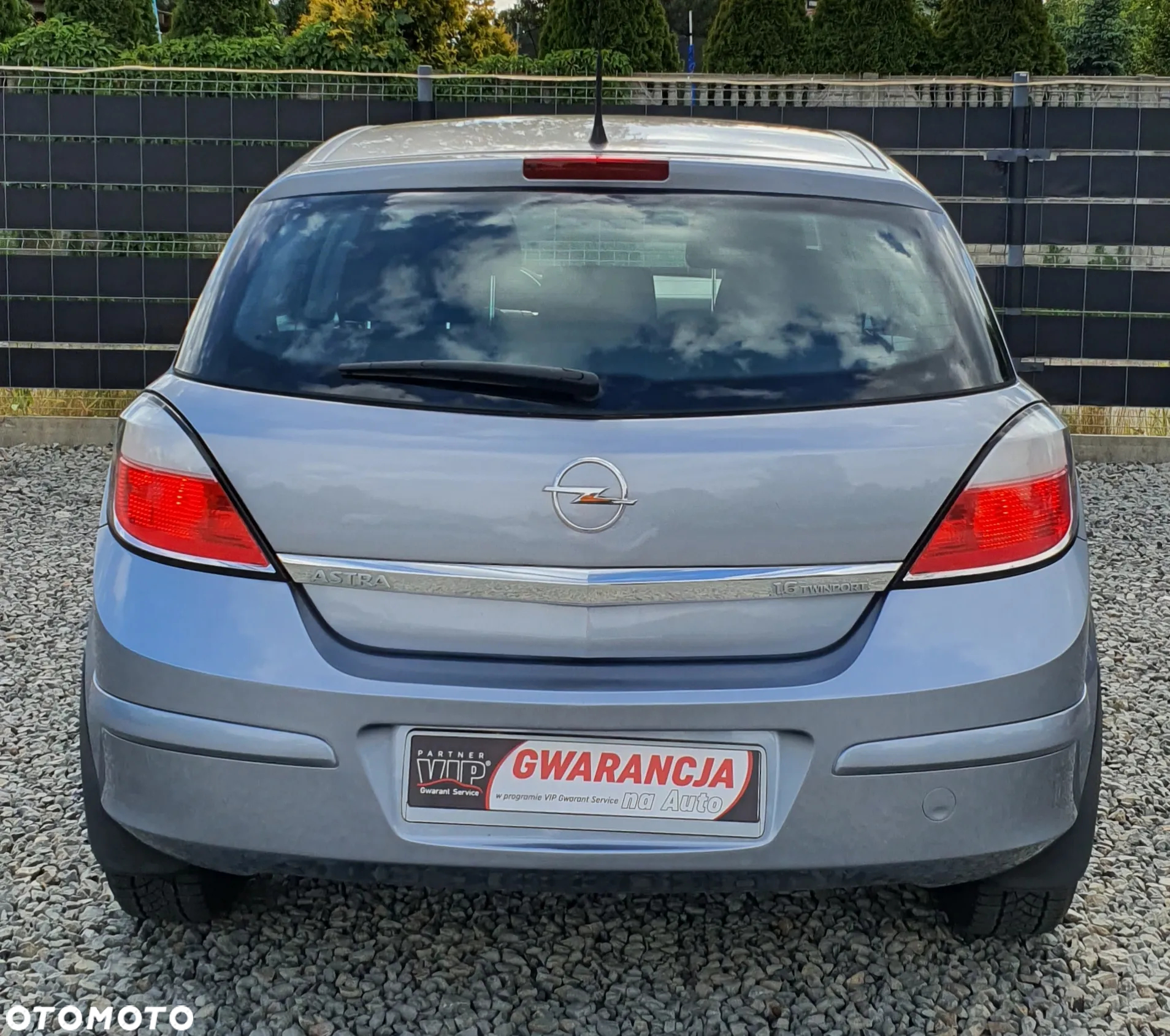 Opel Astra 1.6 - 11