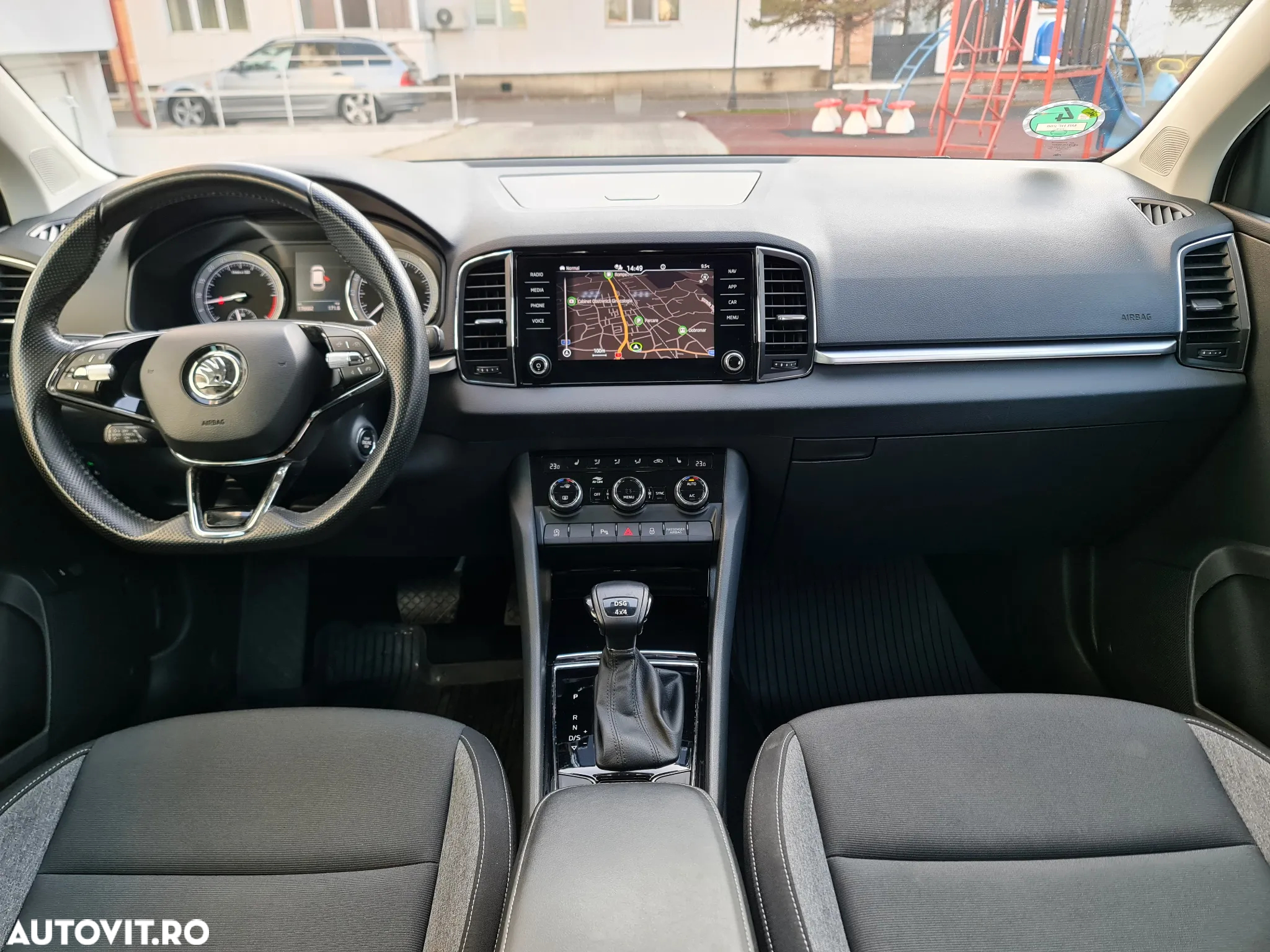 Skoda Karoq 2.0 TDI 4X4 DSG Drive - 3