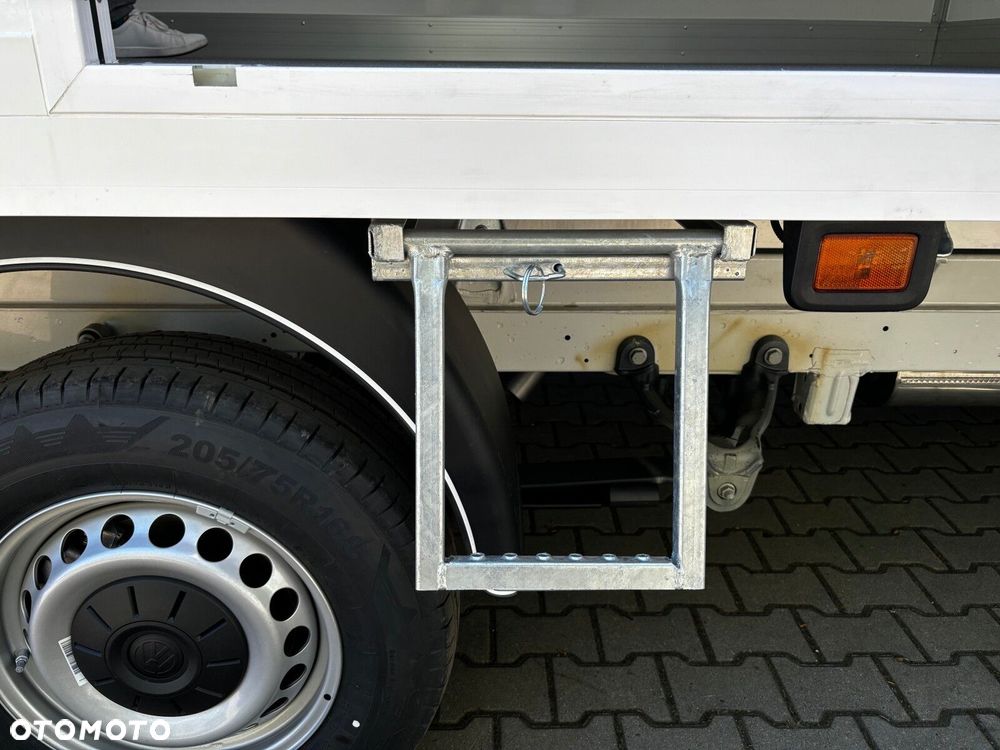 Volkswagen Crafter 35 2.0 TDI 163 KM L3H2 6bm 3m - 27