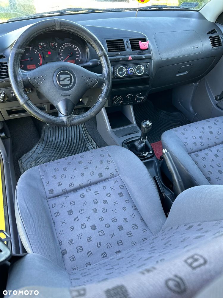 Seat Ibiza 1.4i Select - 4