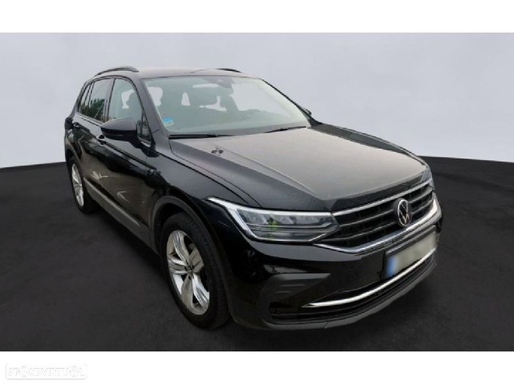 VW Tiguan 1.5 TSI Life DSG - 2