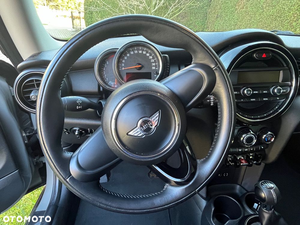 MINI ONE Standard - 15
