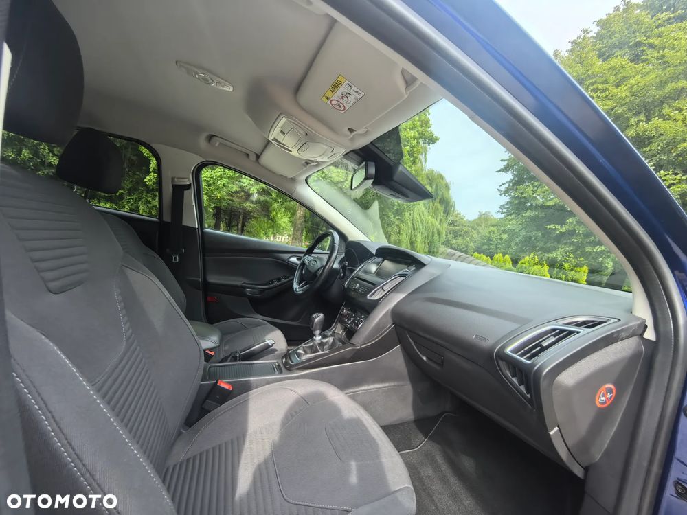 Ford Focus 1.0 EcoBoost Titanium - 31