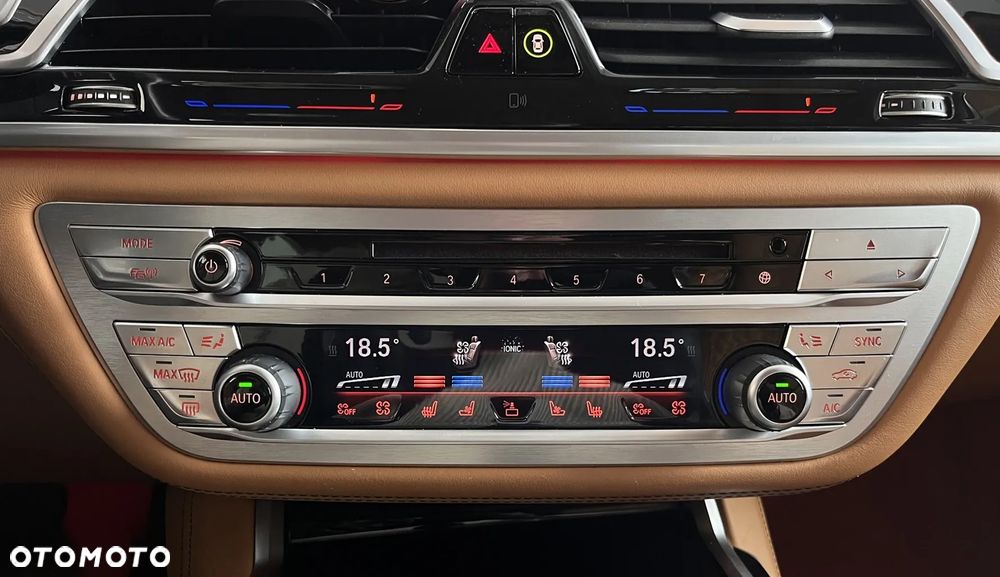 BMW Seria 7 740d xDrive - 18