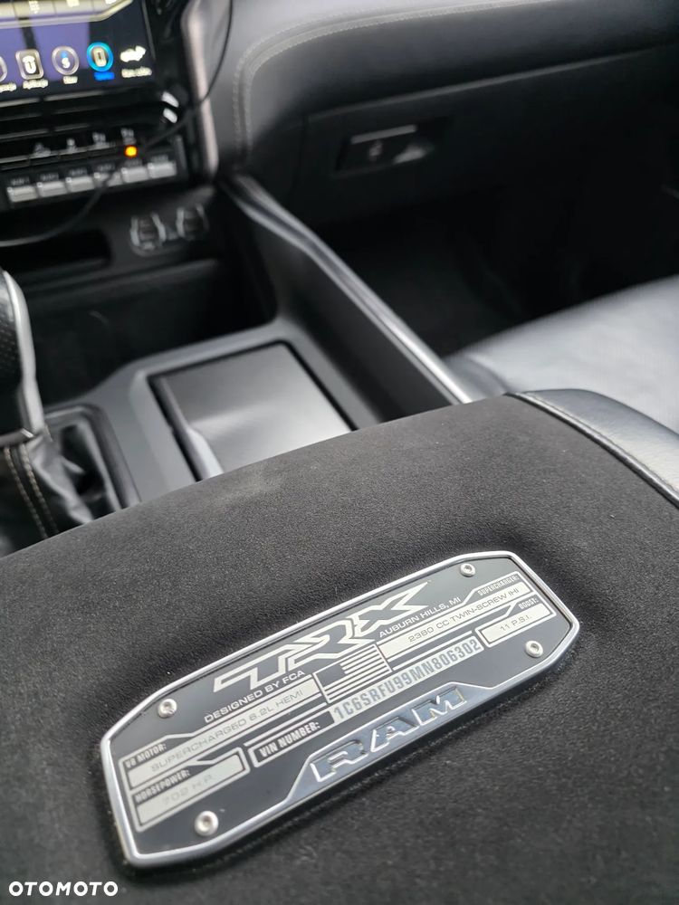 RAM 1500 TRX - 9