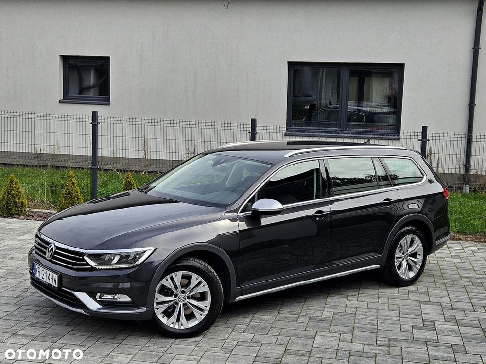 Volkswagen Passat Alltrack 2.0 TDI SCR DSG 4Motion - 6