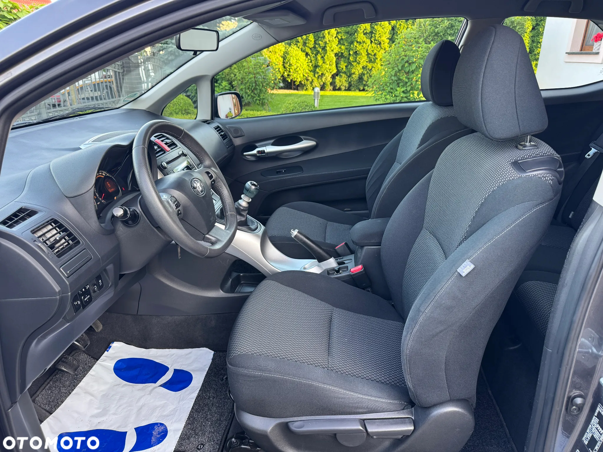 Toyota Auris 1.6 Premium - 31