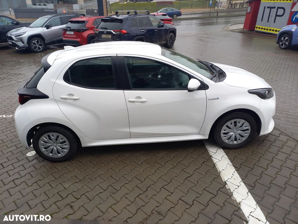 Toyota Yaris 1.5 VVT-i HSD Active - 8