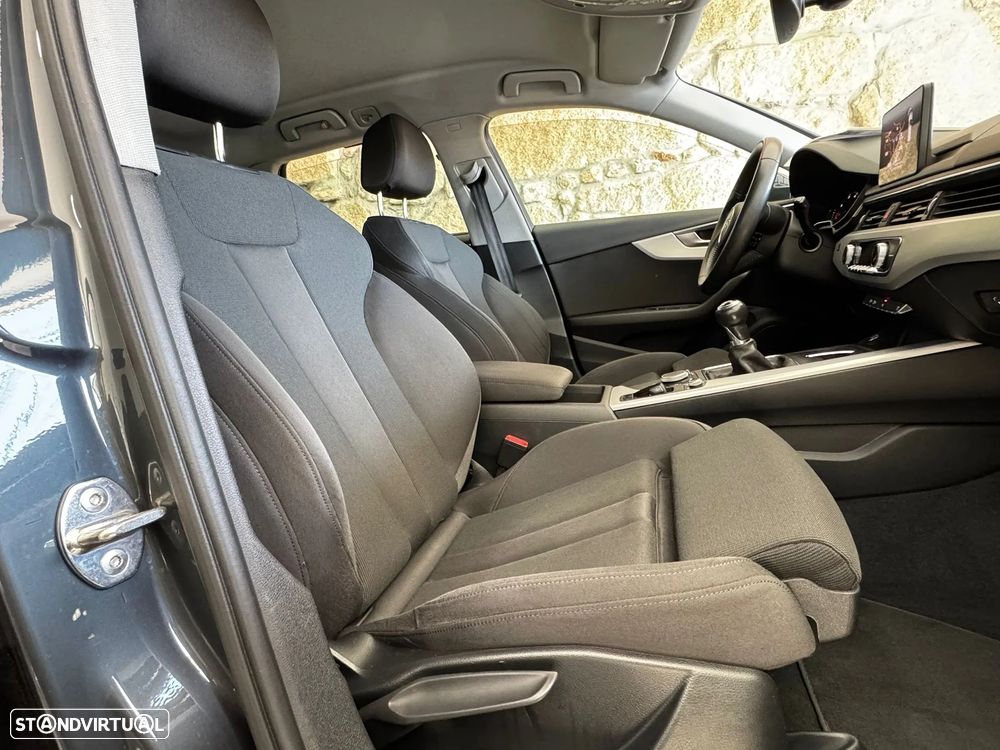 Audi A4 Avant 2.0 TDI S-line - 14