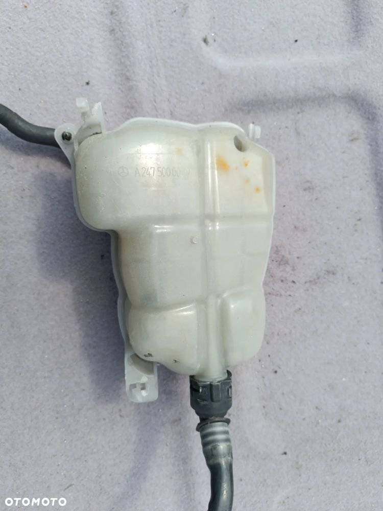 ZBIORNIK ZBIORNICZEK WYRÓWNAWCZY A2475000046 MERCEDES A KLASA W177 - 2