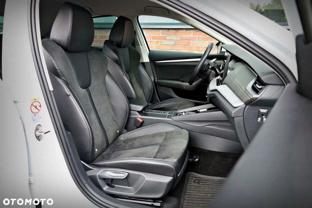 Skoda Octavia 2.0 TDI Selection DSG - 24
