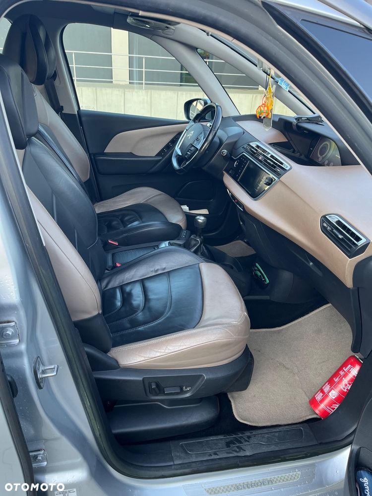 Citroën C4 Grand Picasso - 18