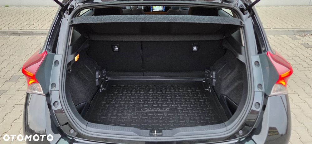 Toyota Auris 1.2 Turbo Edition-S - 12