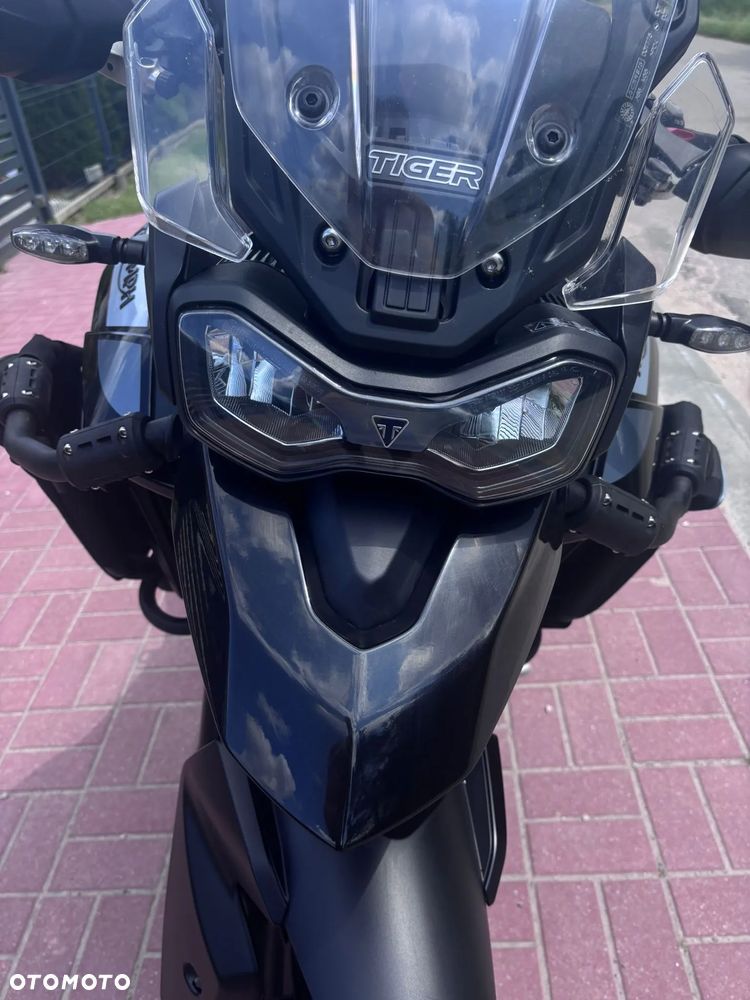 Triumph Tiger - 2