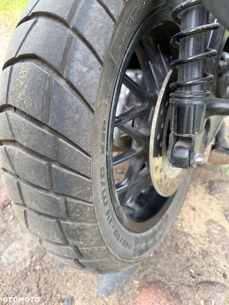 Honda ADV350 - 7