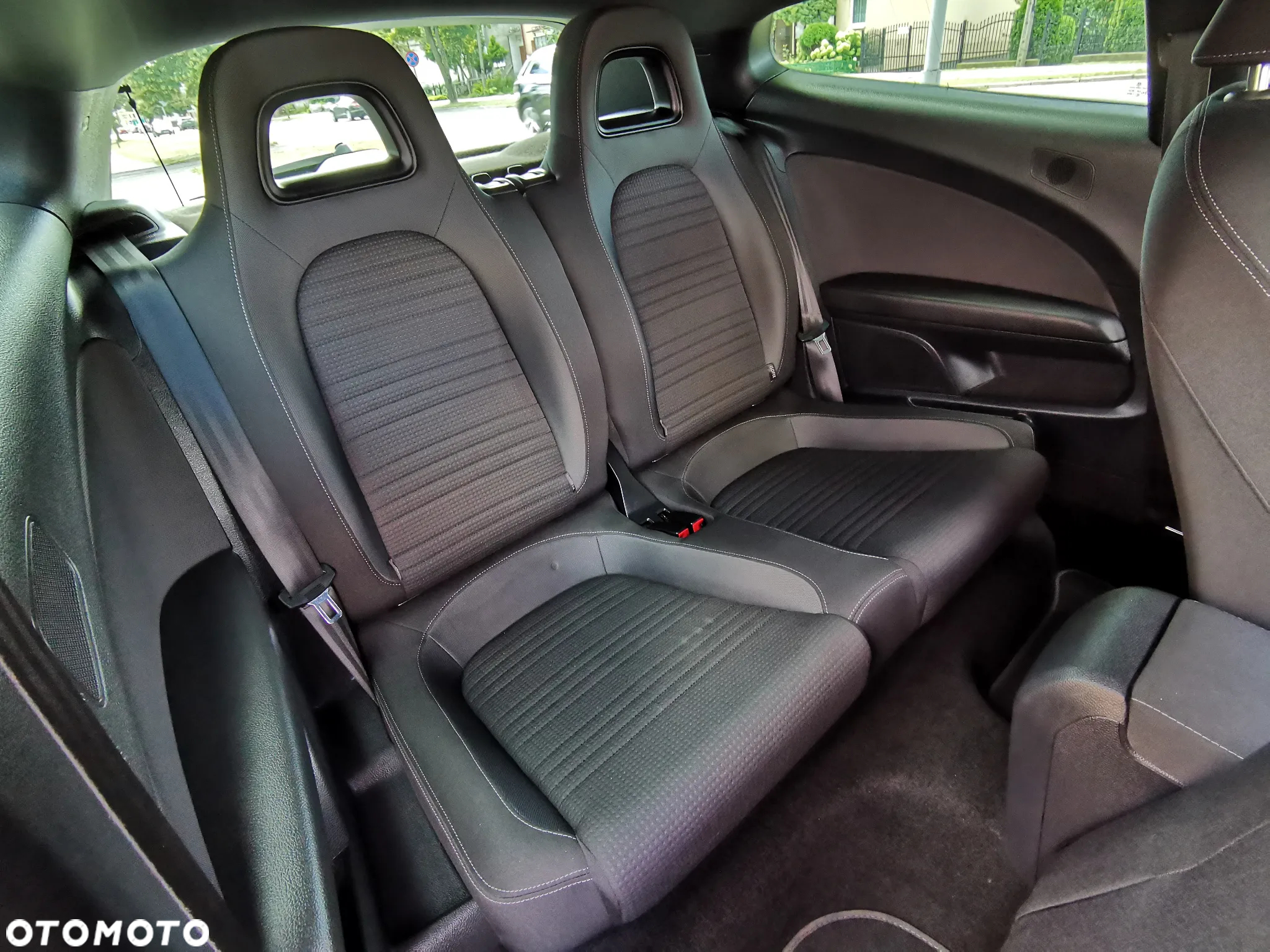 Volkswagen Scirocco 2.0 TDI Blue Motion Technologie Team - 8