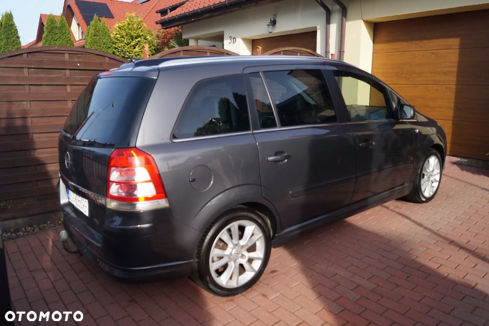 Opel Zafira 1.8 Cosmo Easytronic - 6