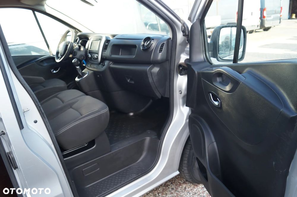 Renault Trafic - 29