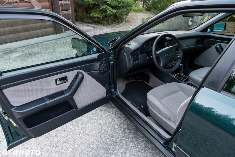 Audi 80 2.6 E - 22