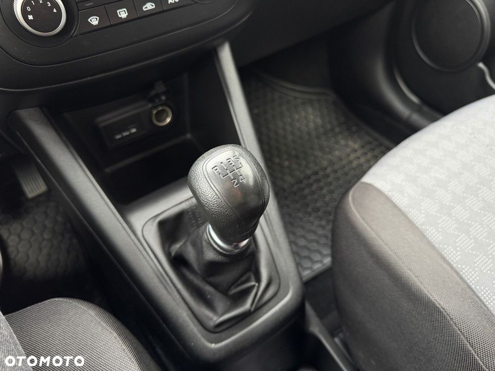 Kia Venga 1.4 M - 27