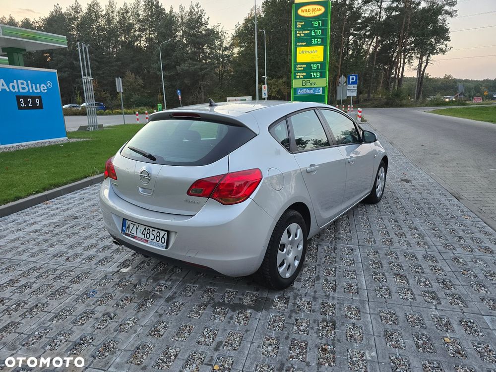Opel Astra - 3