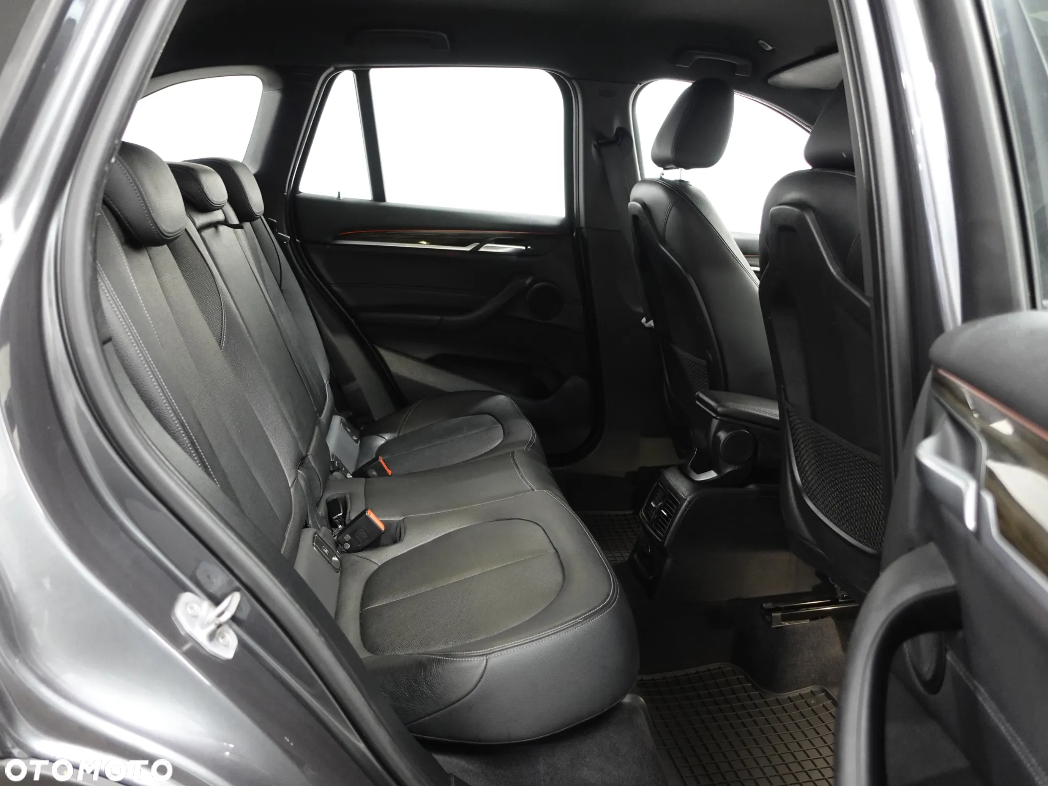 BMW X1 xDrive18d - 27