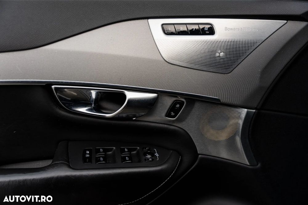 Volvo XC 90 T8 Twin Engine AWD Inscription - 40