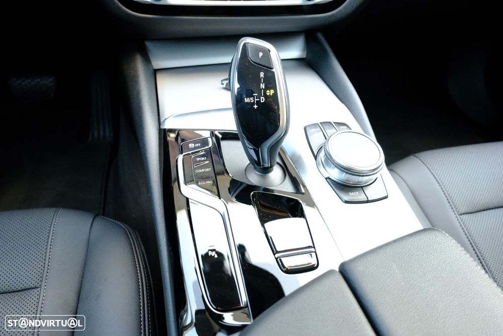 BMW 520 d Auto - 28