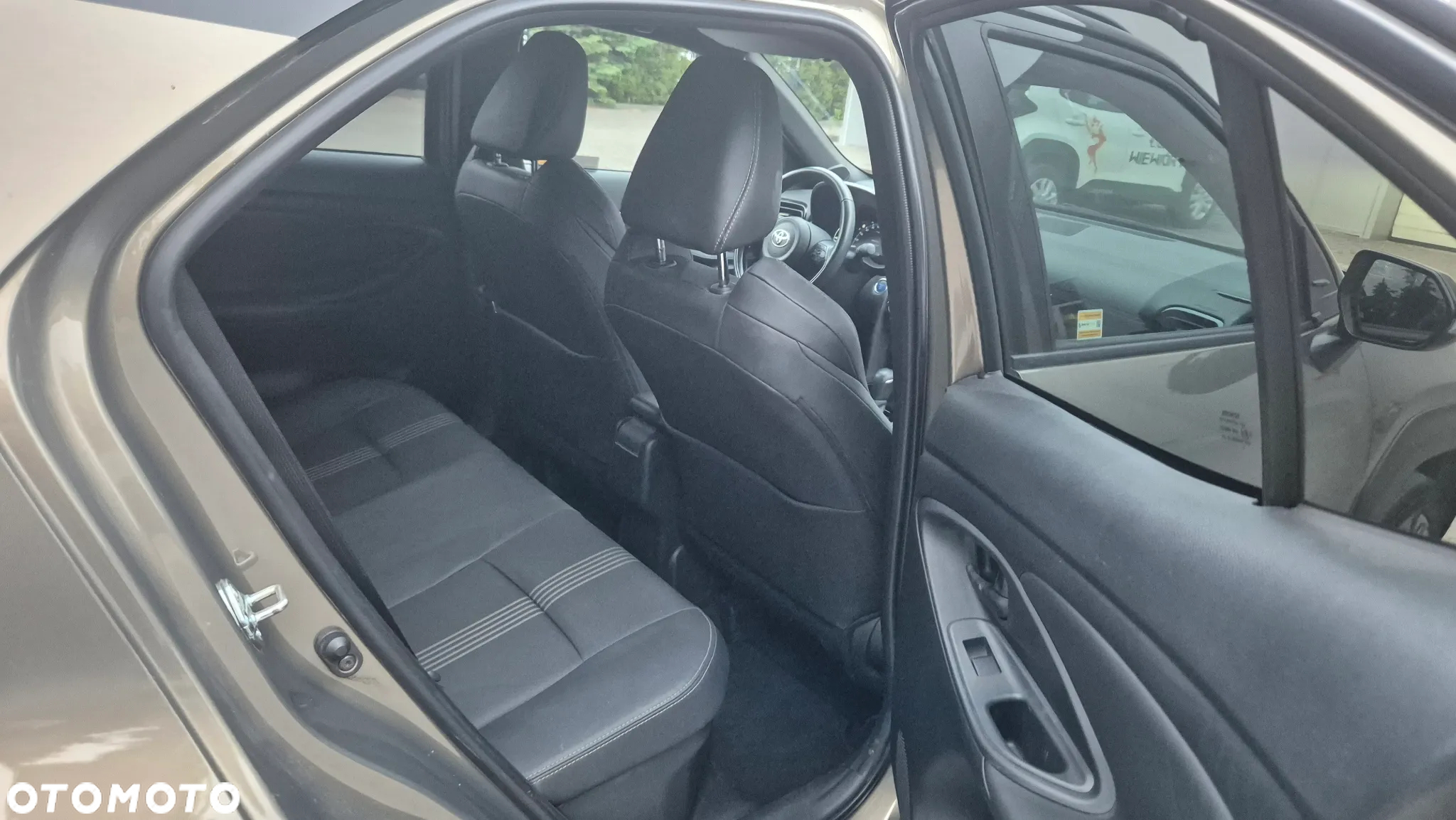 Toyota Yaris Cross Hybrid 1.5 Adventure 4x4 - 11