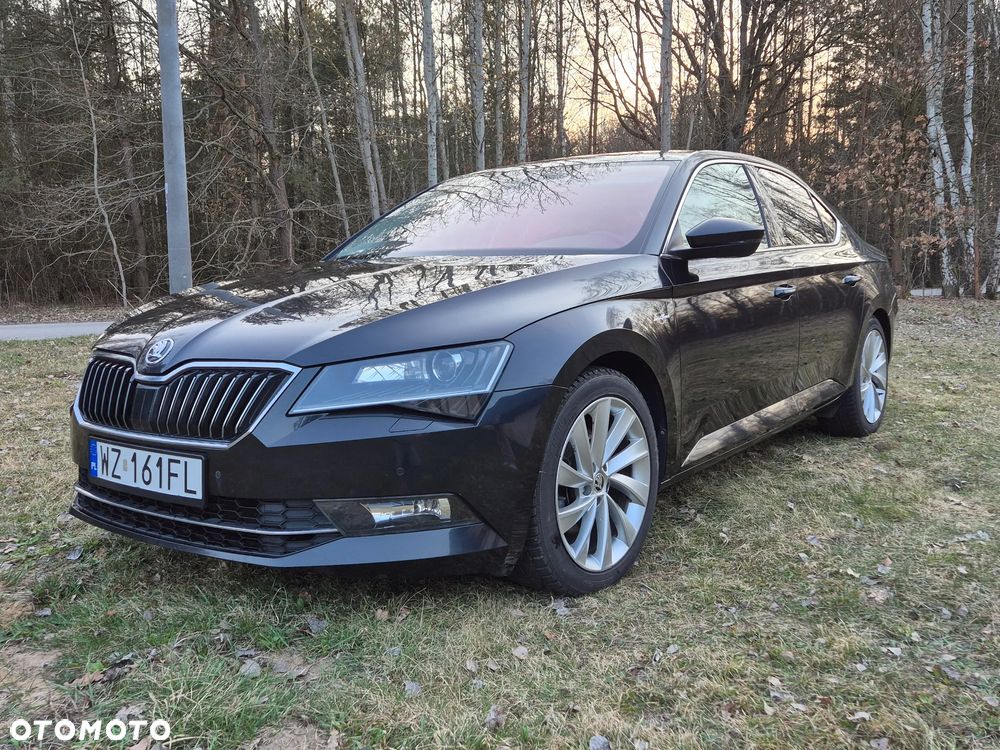 Skoda Superb 2.0 TDI 4x4 L&K DSG - 5