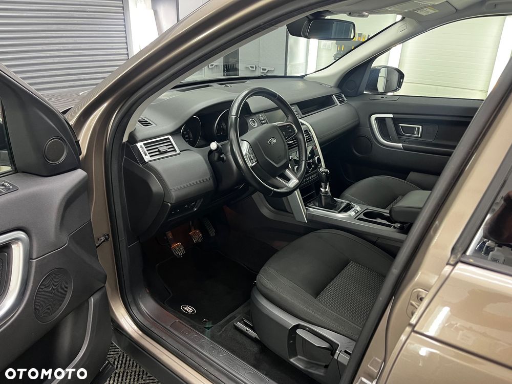 Land Rover Discovery Sport TD4 HSE Luxury - 5