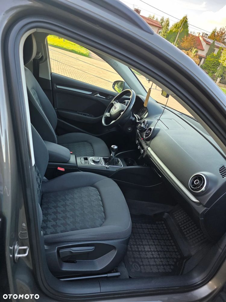 Audi A3 Sportback - 12