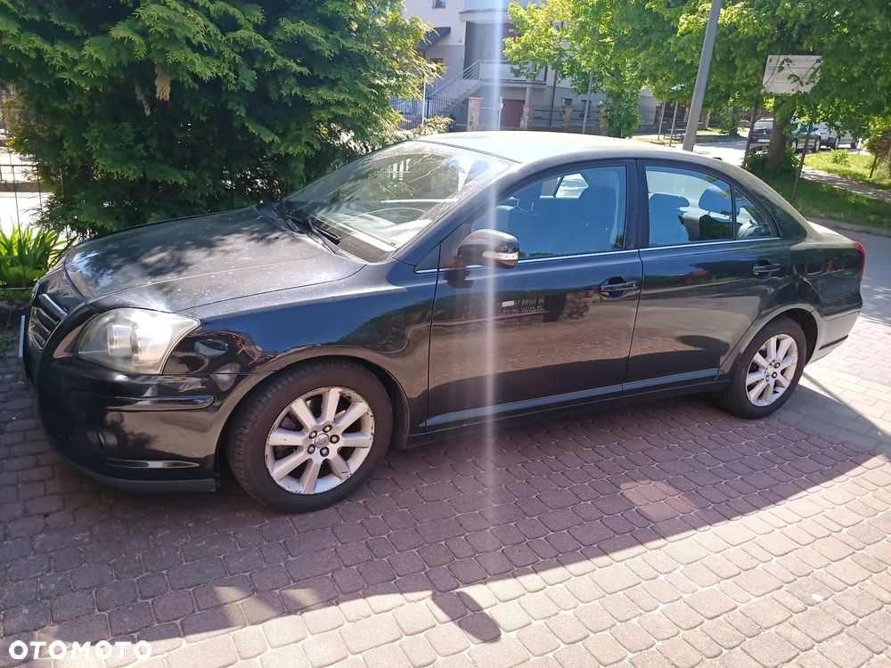 Toyota Avensis 2.0 D-4D Platinium - 1