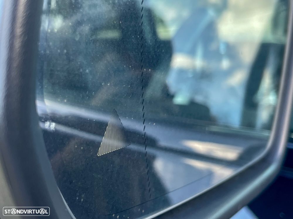 Mercedes-Benz GLA 250 e AMG Line - 18