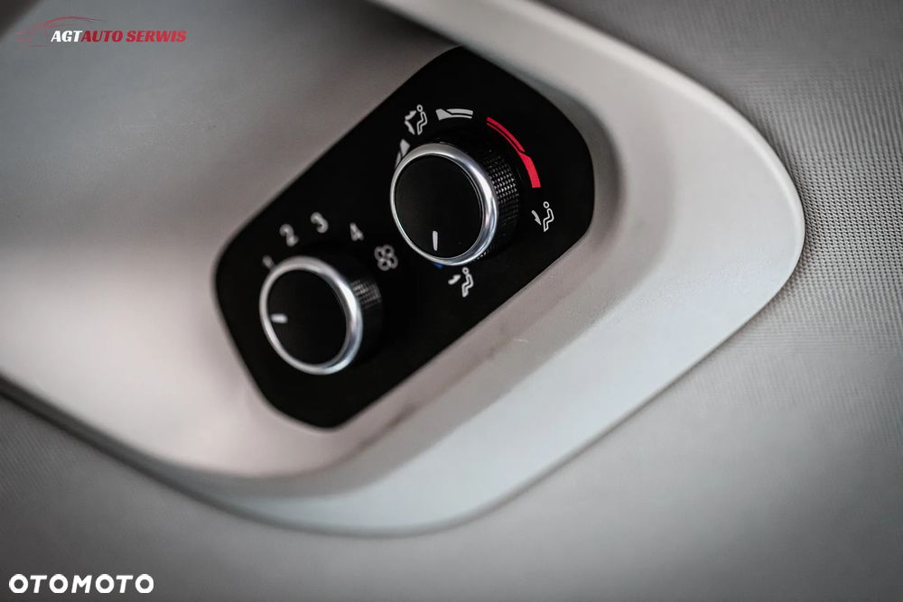 Ford Tourneo Custom 2.0 EcoBlue L2 Titanium SelectShift - 25