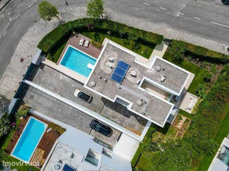 Moradia T3 com piscina em Carnaxide – Oeiras - Grande imagem: 2/10