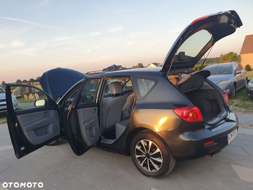 Mazda 3 - 4