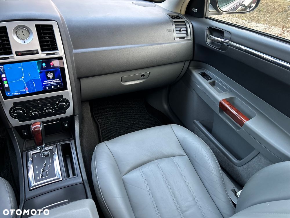 Chrysler 300C 5.7 Automatik - 17