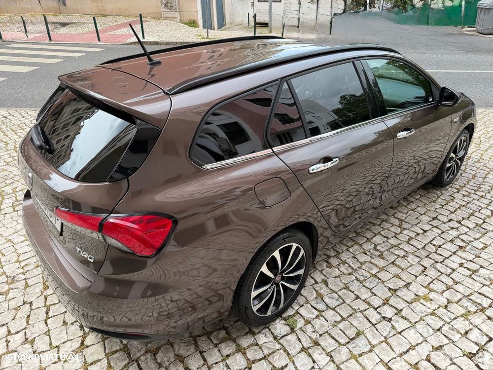 Fiat Tipo Station Wagon 1.6 M-Jet Lounge J17 - 19