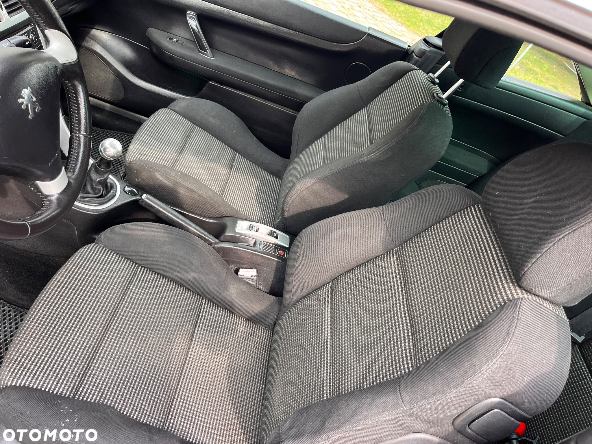 Peugeot 307 CC 2.0 - 24