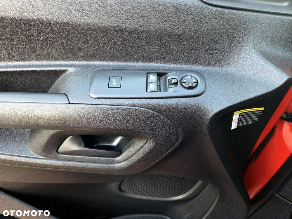 Peugeot Partner - 11