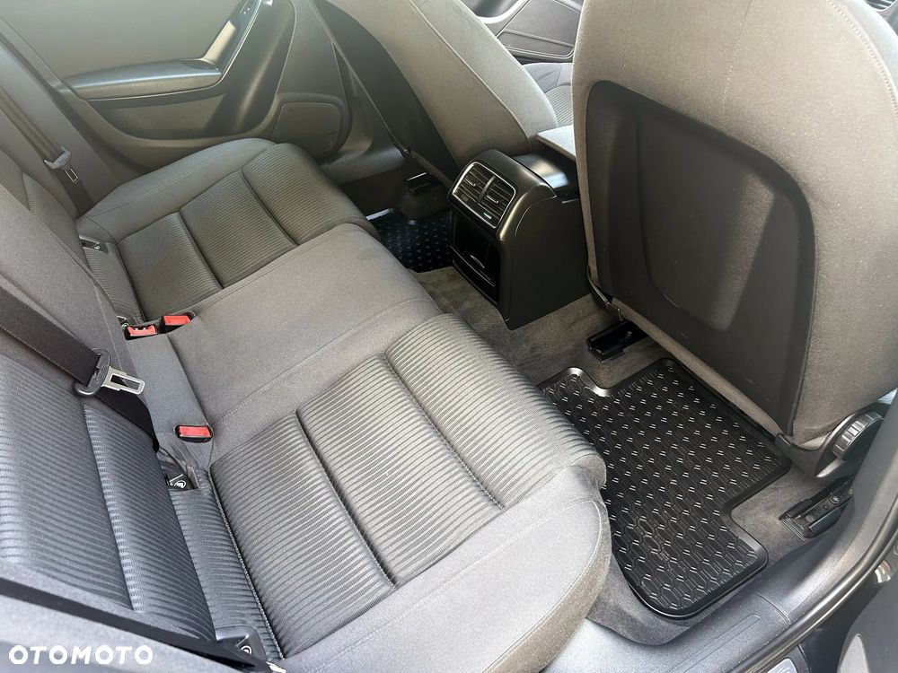 Audi A4 Limousine 2.0 TDI - 12