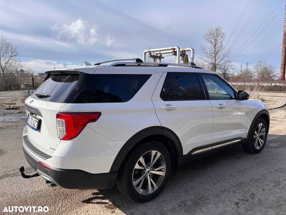 Ford Explorer EcoBoost Plug-in Hybrid PLATINUM - 3
