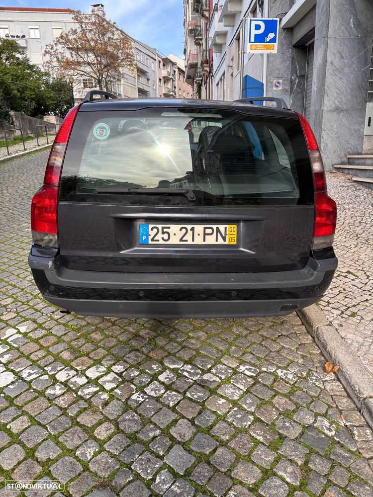 Volvo V70 2.5 D - 9
